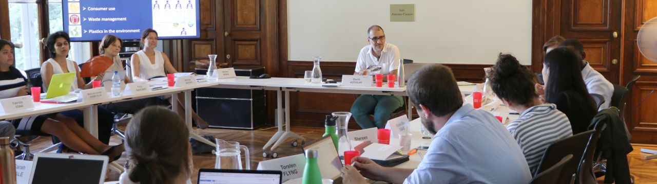 A training course session