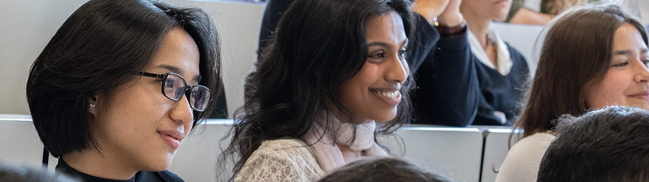 Students discussing in the Villa Moynier Classroom