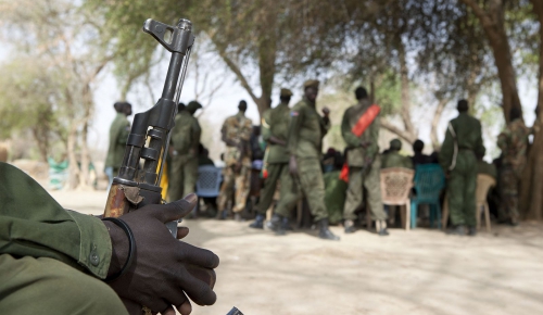 South Sudan, Warrab. An ICRC information session on the Law of Armed Conflict with soldiers from Warrab State.